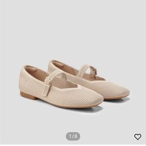 Vivaia Mary Jane like new!!